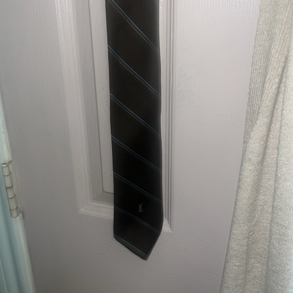 YSL Neck tie 100% silk nwot - Picture 3 of 4